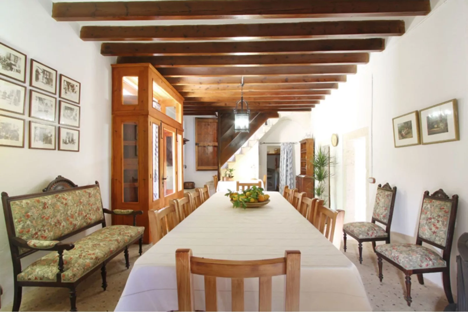 Planes-Dining room