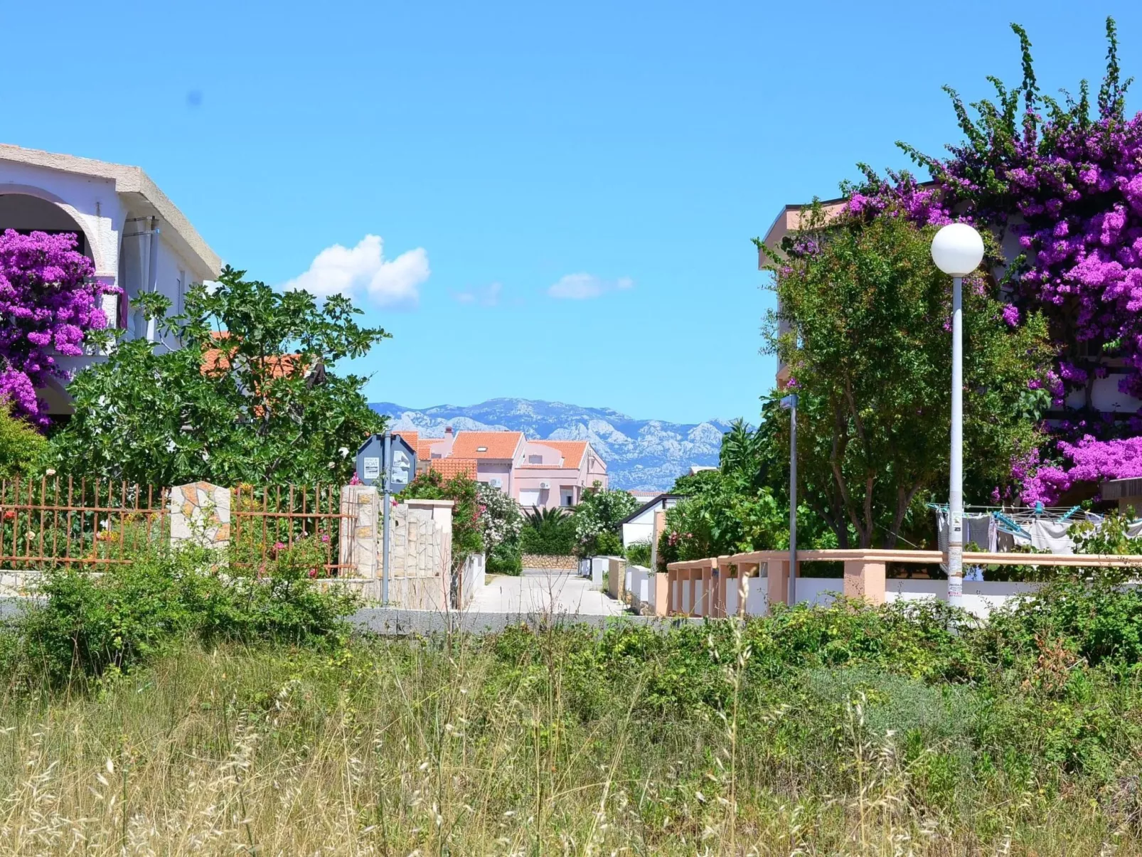 Moderne Ferienwohnung für 4 Personen-Draußen