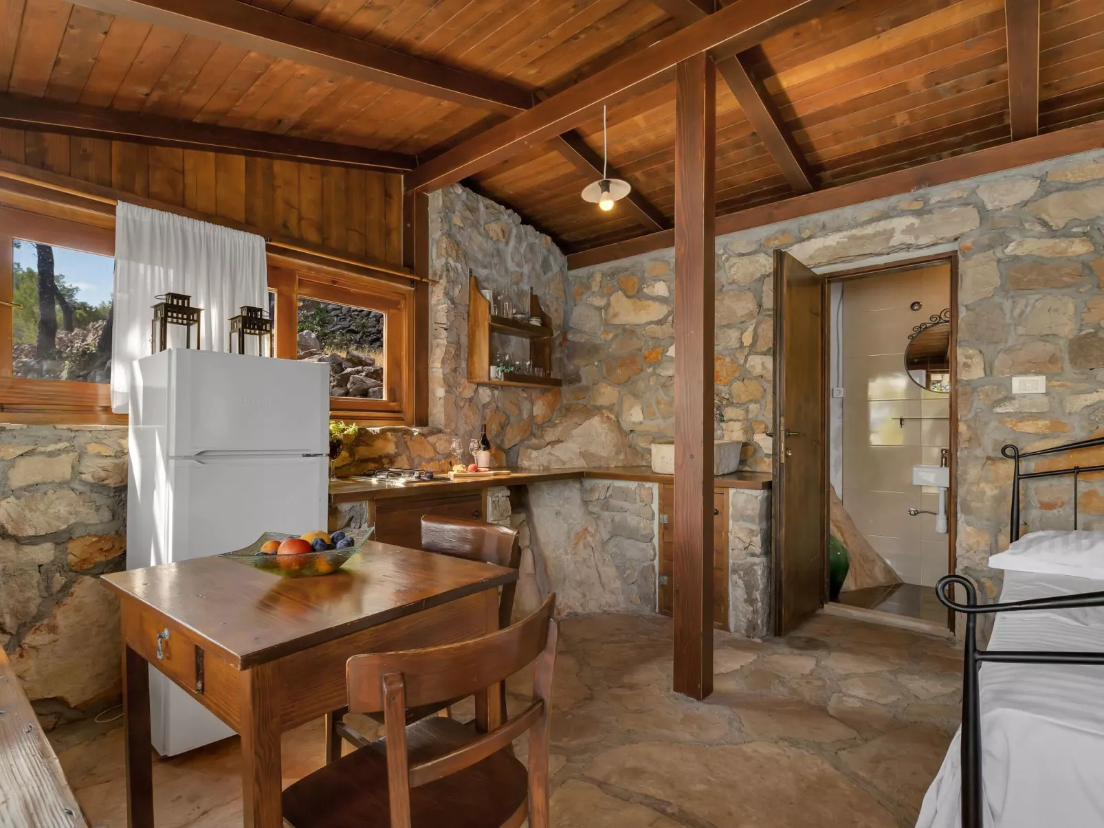 Haus in Općina Sućuraj mit Grill und Terrasse-Inside