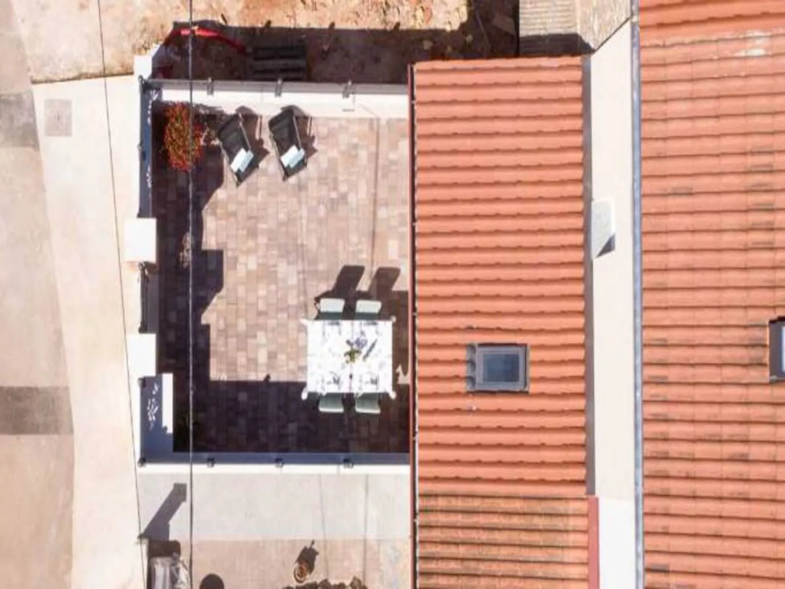 Mit Whirlpool und Sauna, in Kastelir-Dehors