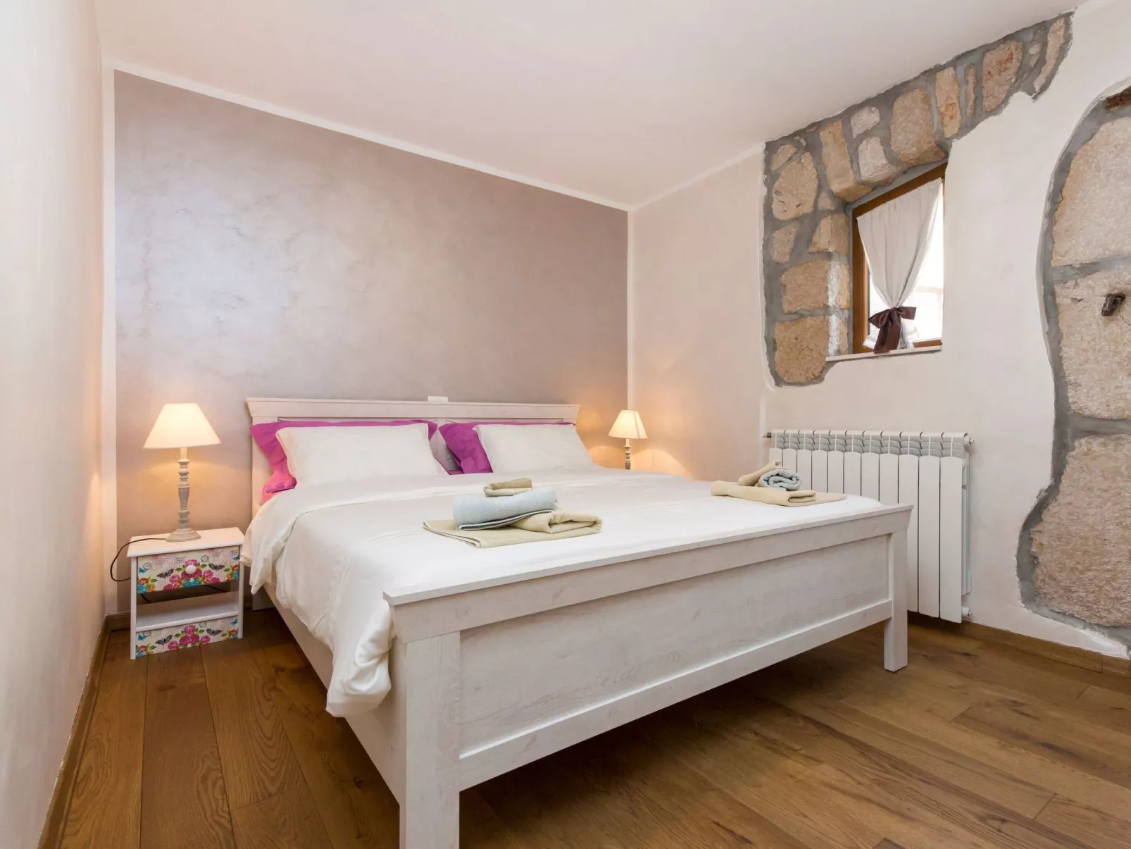 Geräumiges Ferienhaus in Brseč mit Privatem Pool-Drinnen