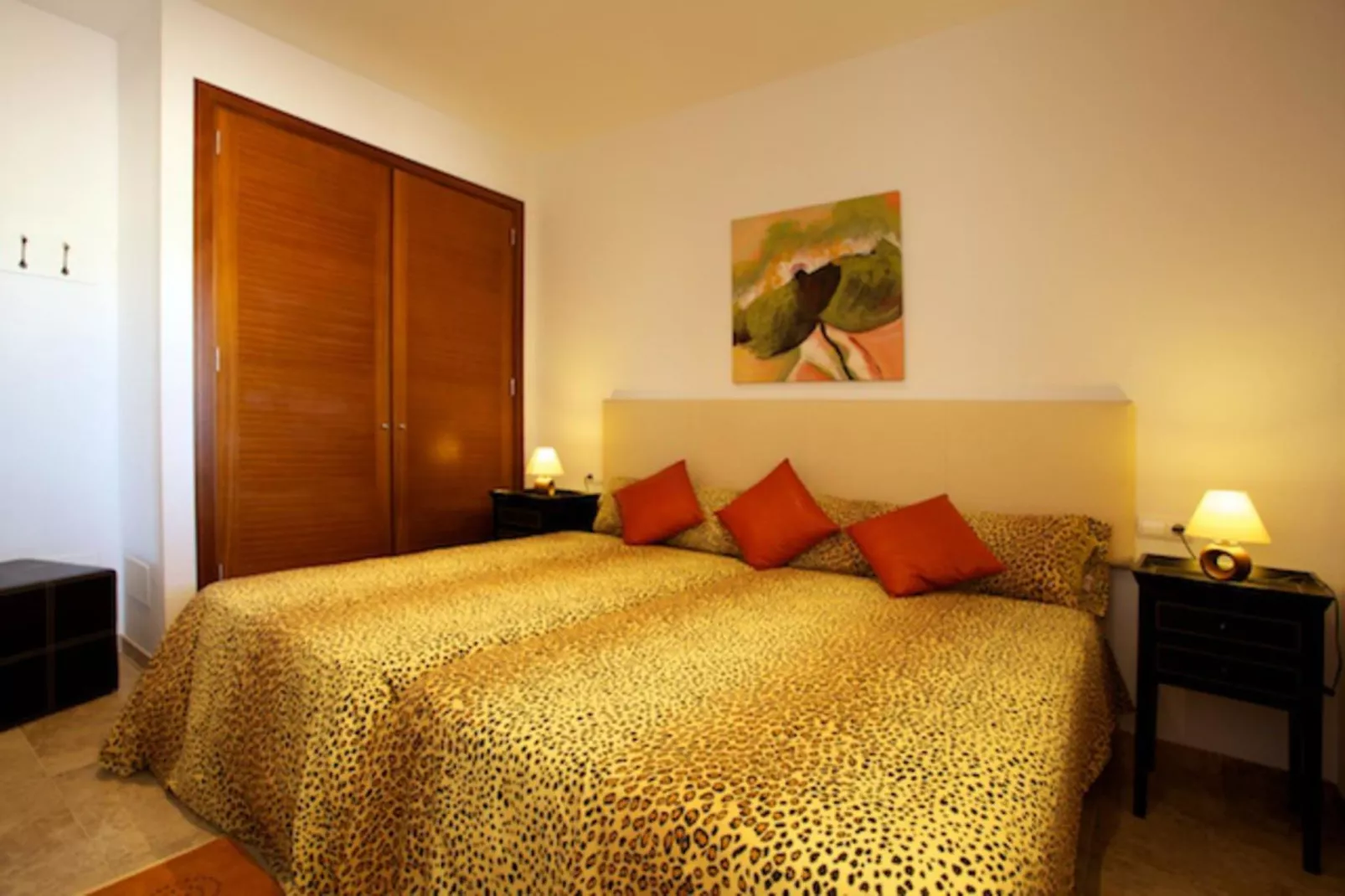 Eden Son Manyo 223-Bedroom