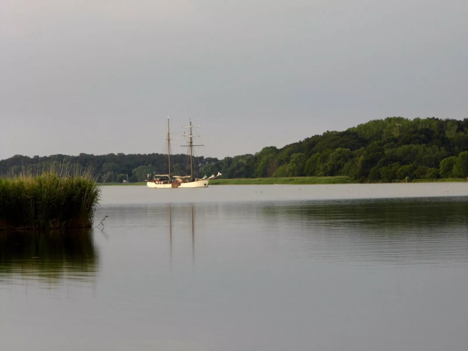 Am malerischen Nepperminer See-Outside