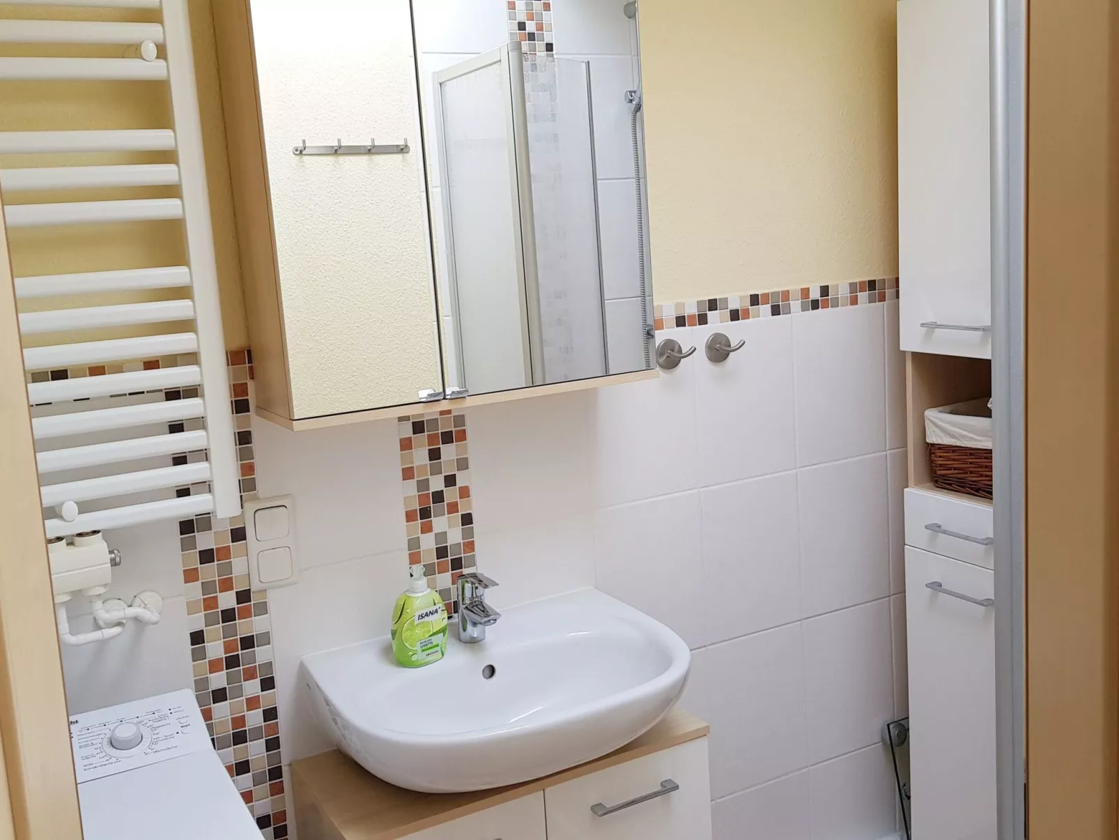 Angela Kellenhusen-Inside