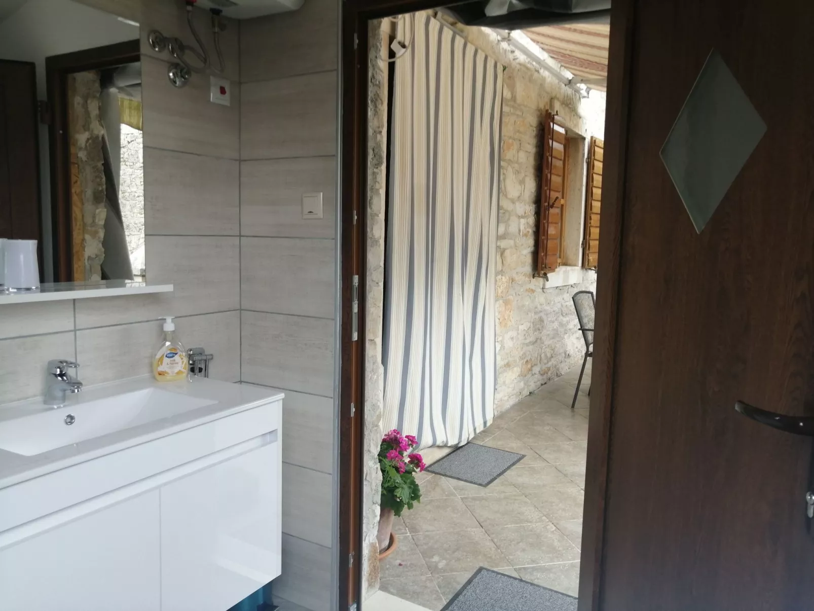 Villa 'Vickovi' mit Gemeinschaftspool-Inside