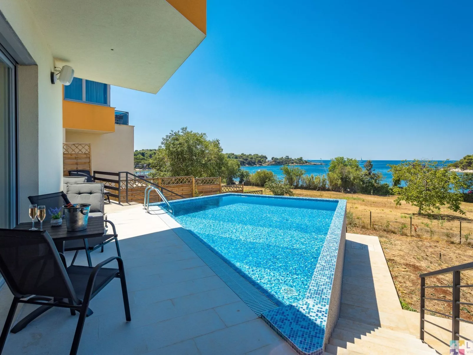 Villa Lavendel-Image-tags.info