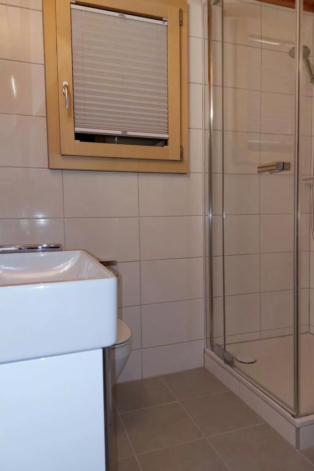 Chalet Brunnquell-Drinnen