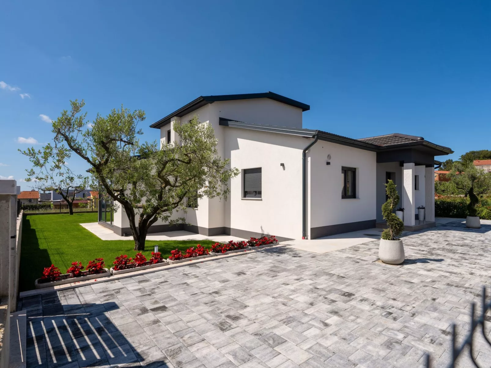 Villa Jasminka-Outside