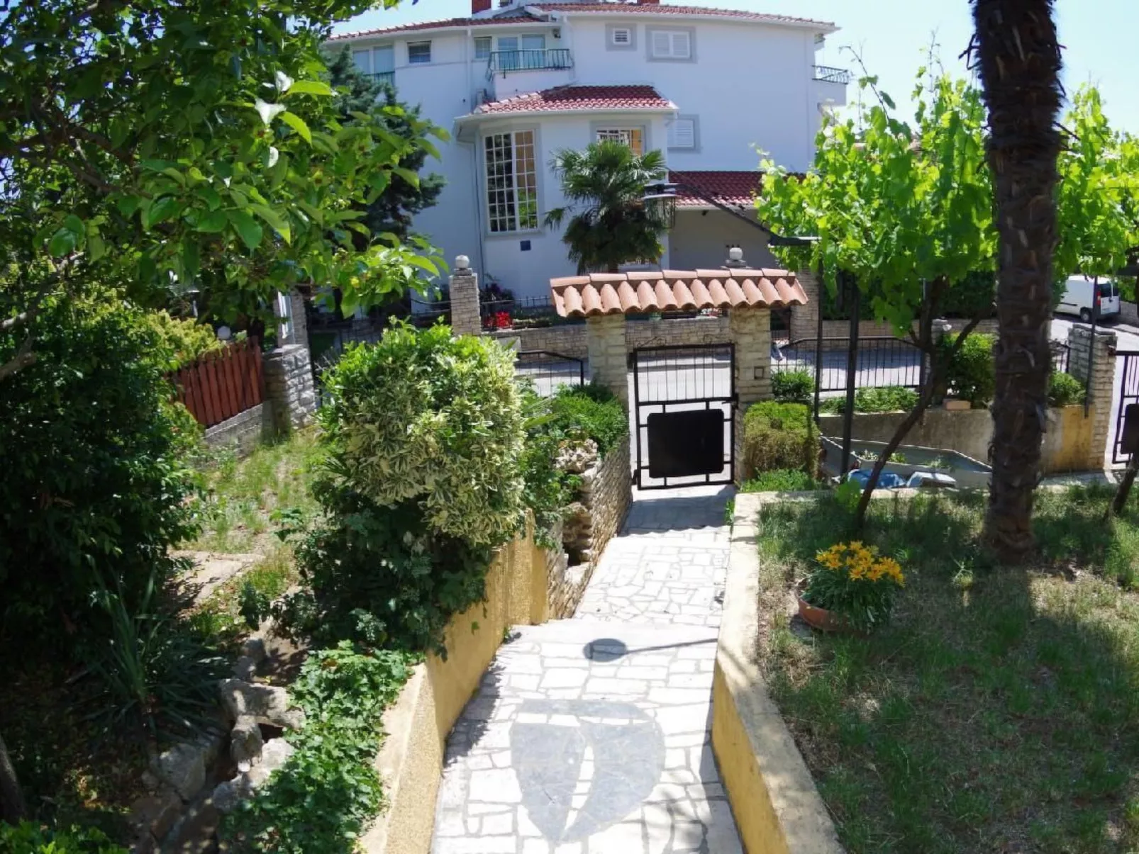 Wohnung in Pješčana Uvala, 500 m vom Strand entfernt-Dehors