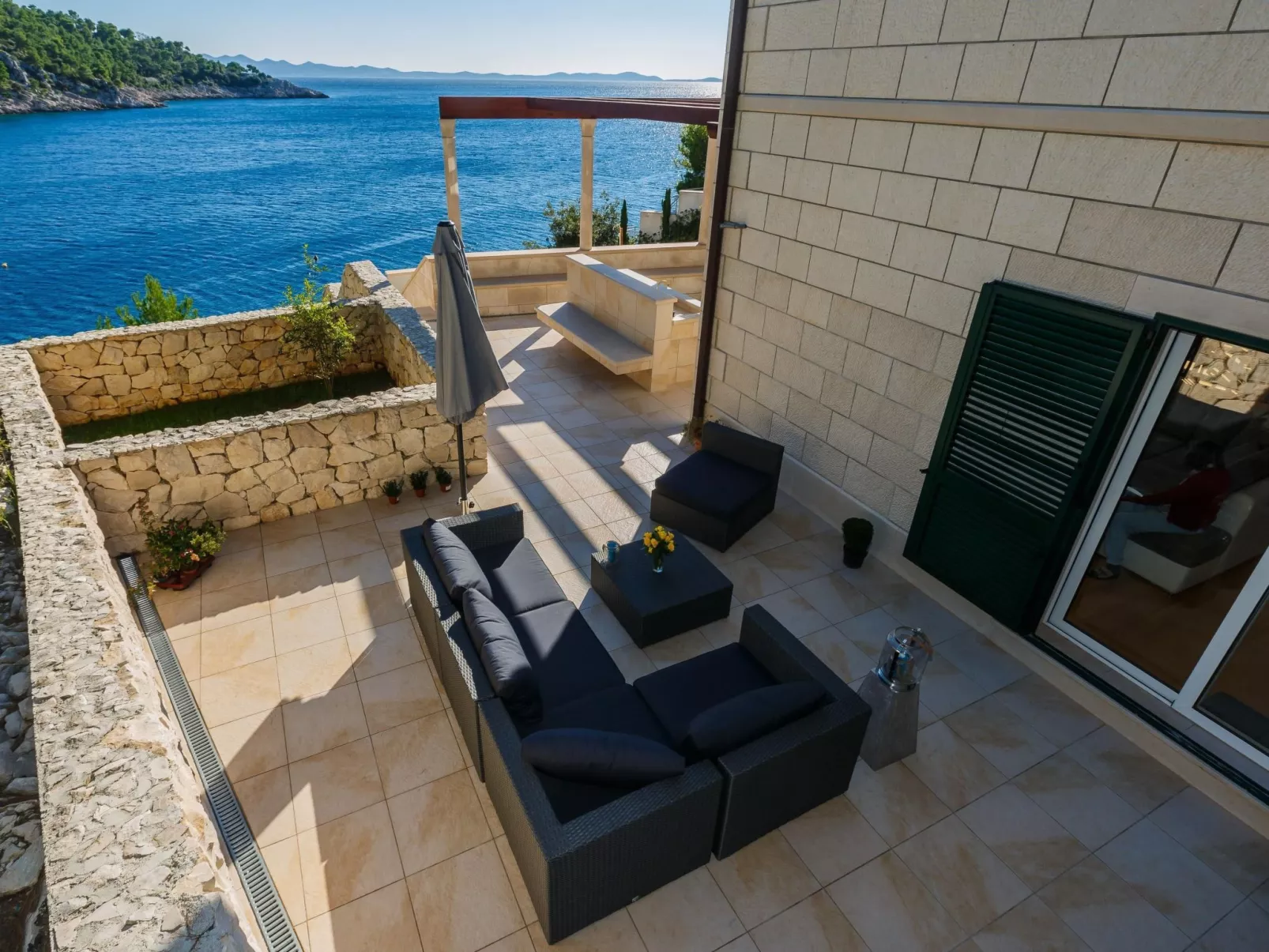 Ferienvilla "Osibova" mit Blick auf das Wasser-Dedans