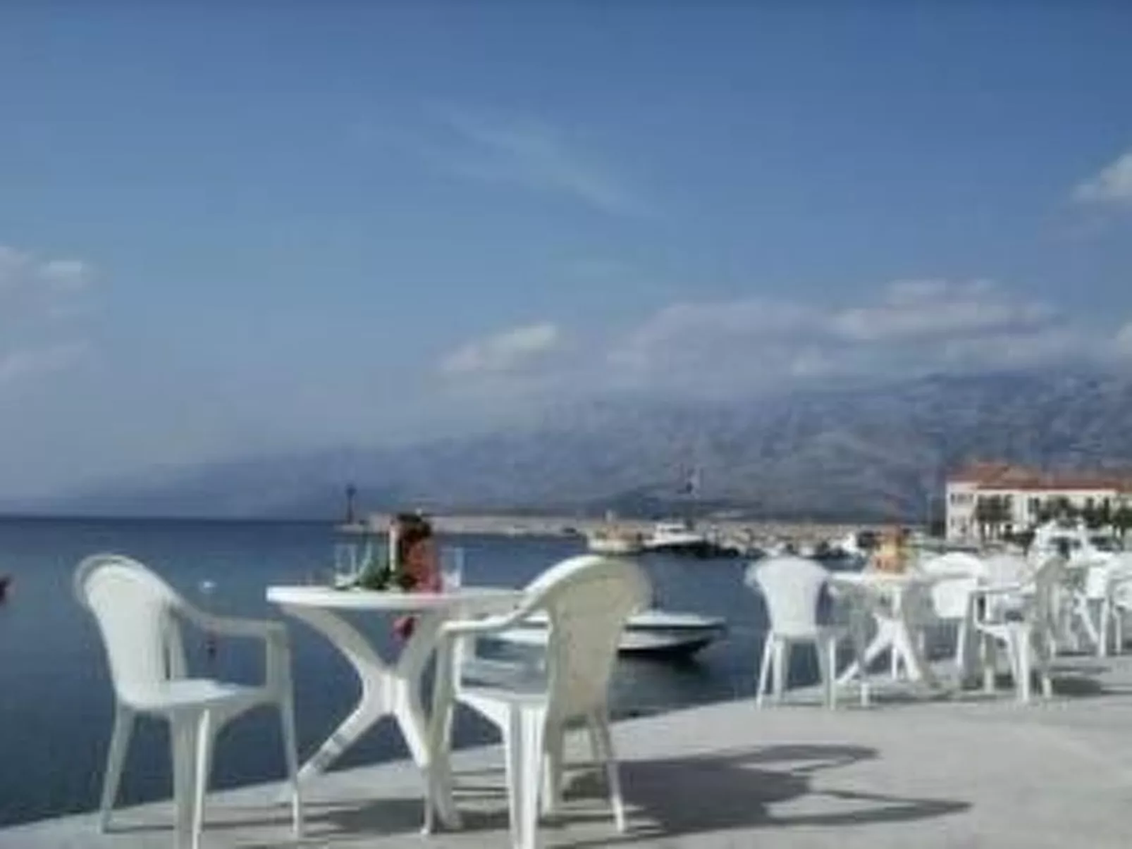 Duplex-Apartment mit Blick auf das Meer und den Garten-Image-tags.info