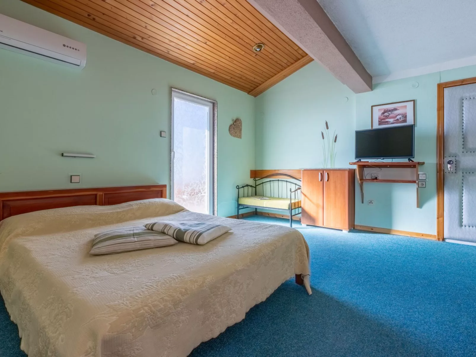 Appartement in Crikvenica mit Meerblick, Nähe Sandstrand