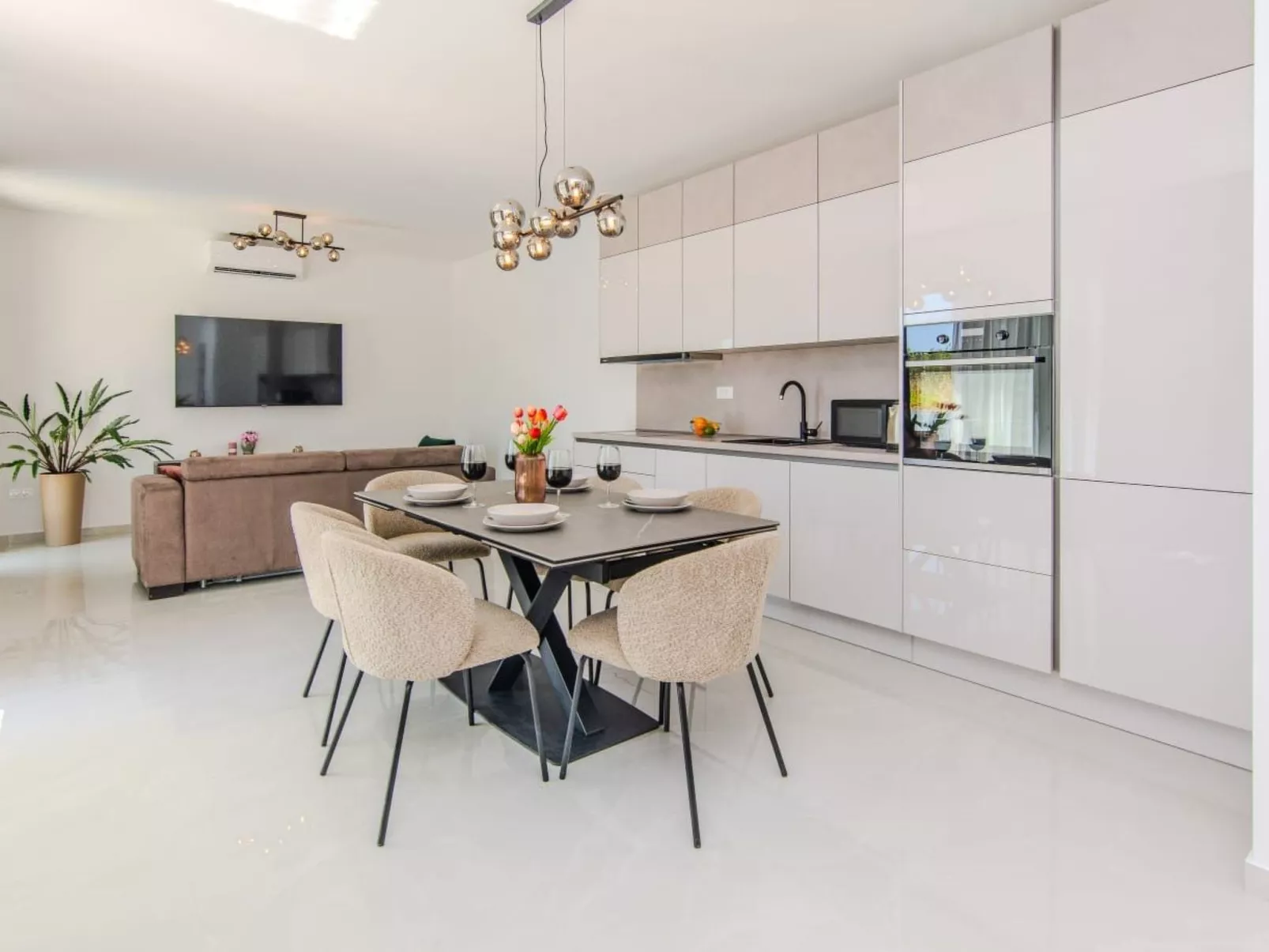 Neues modernes Poolhaus in Privlaka-Drinnen