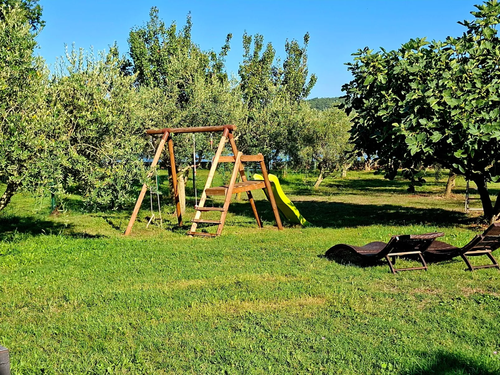 Beach House BET, romantisches Refugium im Olivenhain-Draußen