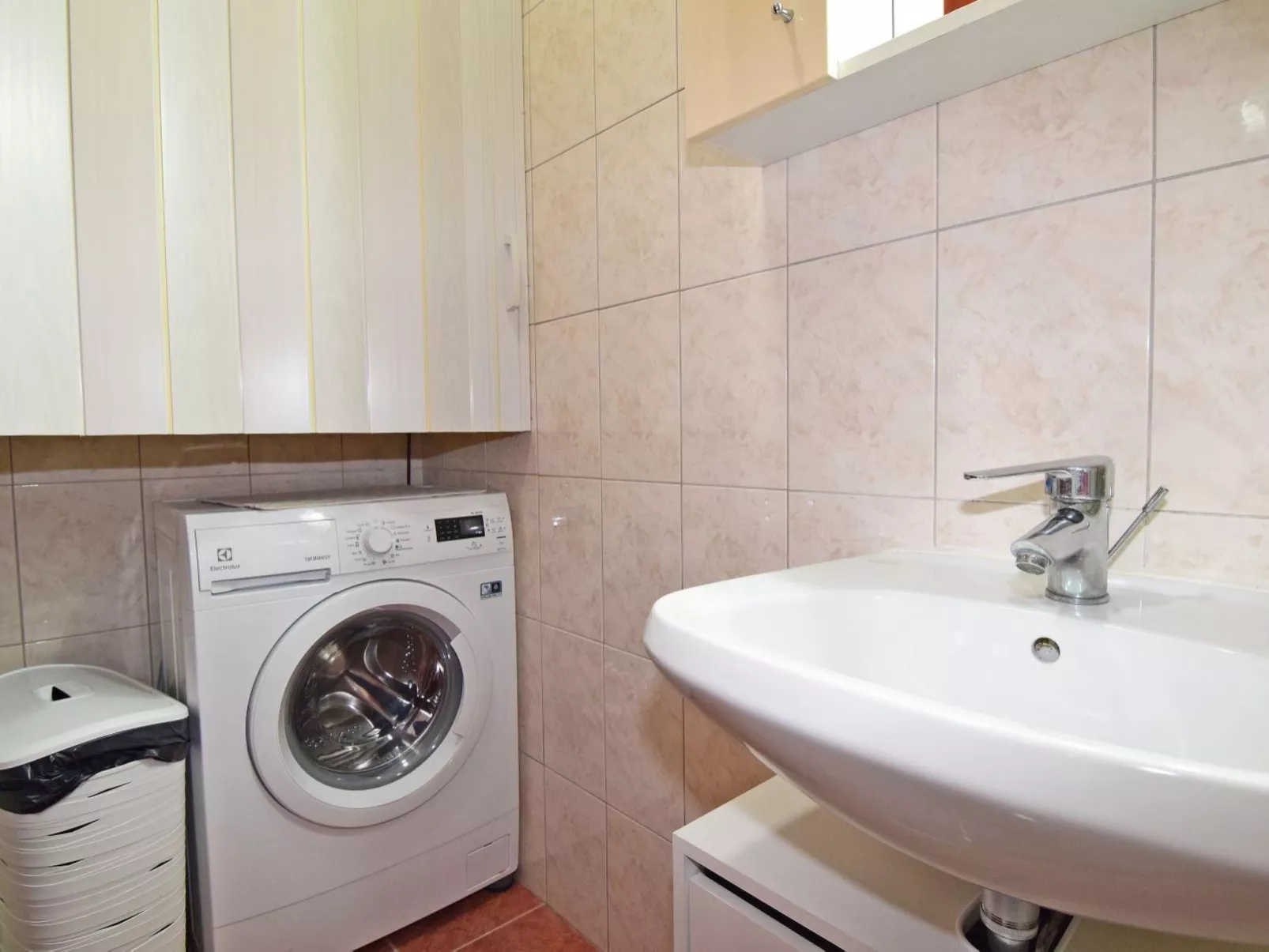 2-Zimmer-Ferienwohnung, 600m vom Strand entfernt-Drinnen