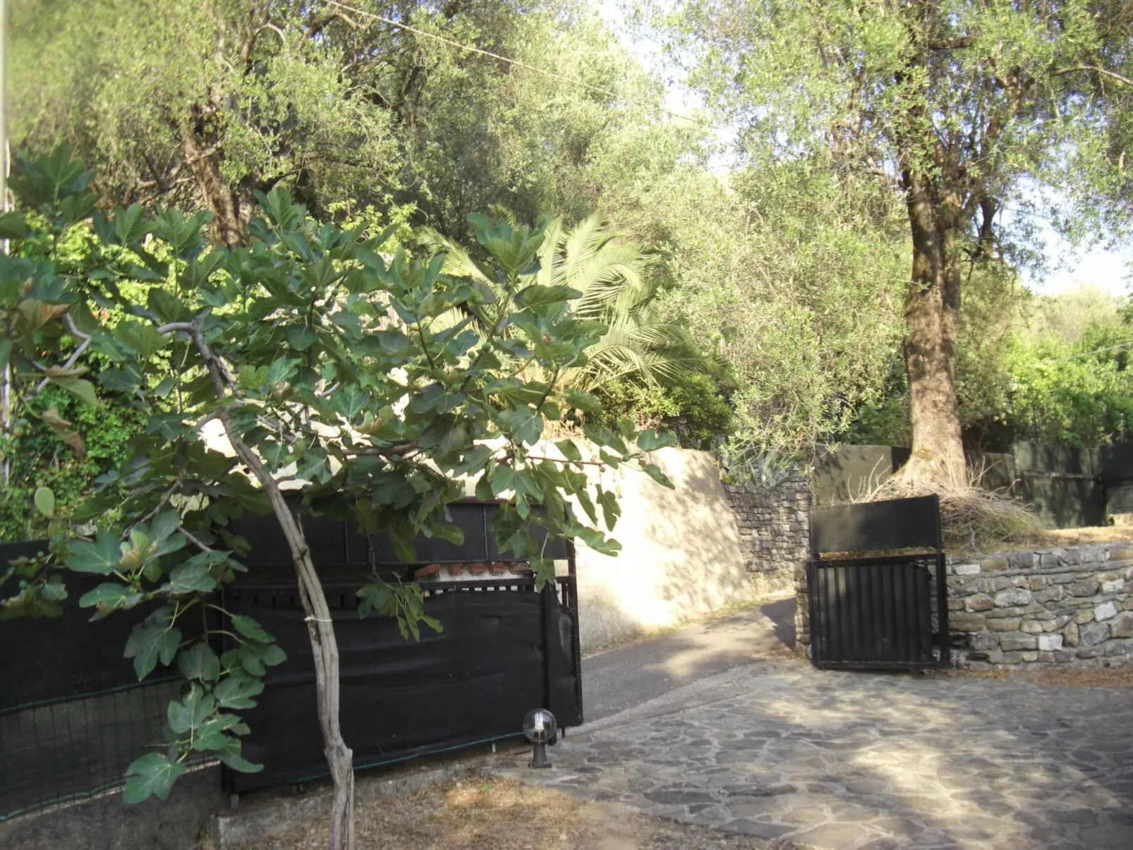 Strandnahe Ferienwohnung mit Garten und Grill - Outside