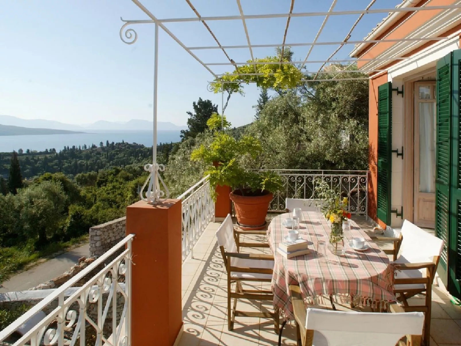 Villa Anthea Rossa-Outside