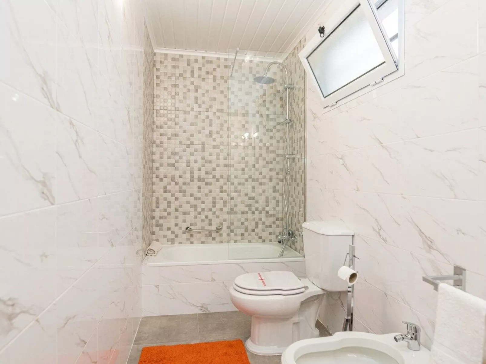 Warmwasser Haus 1-Dedans