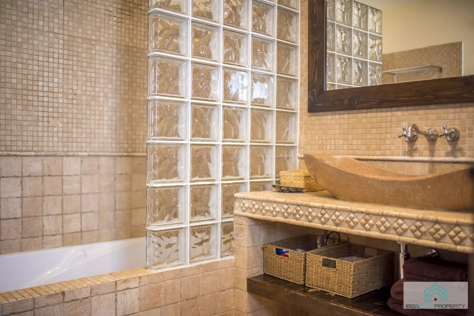 Casa Tania-Bathroom