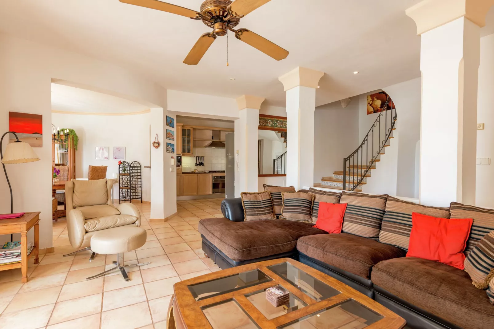 Monte Perdido-Living room
