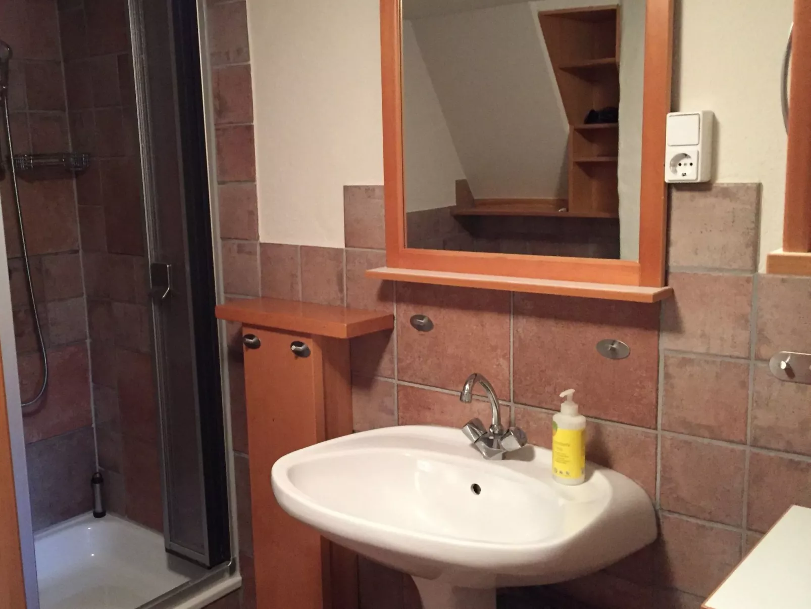 In Ventron mit eingezäuntem Garten-Inside