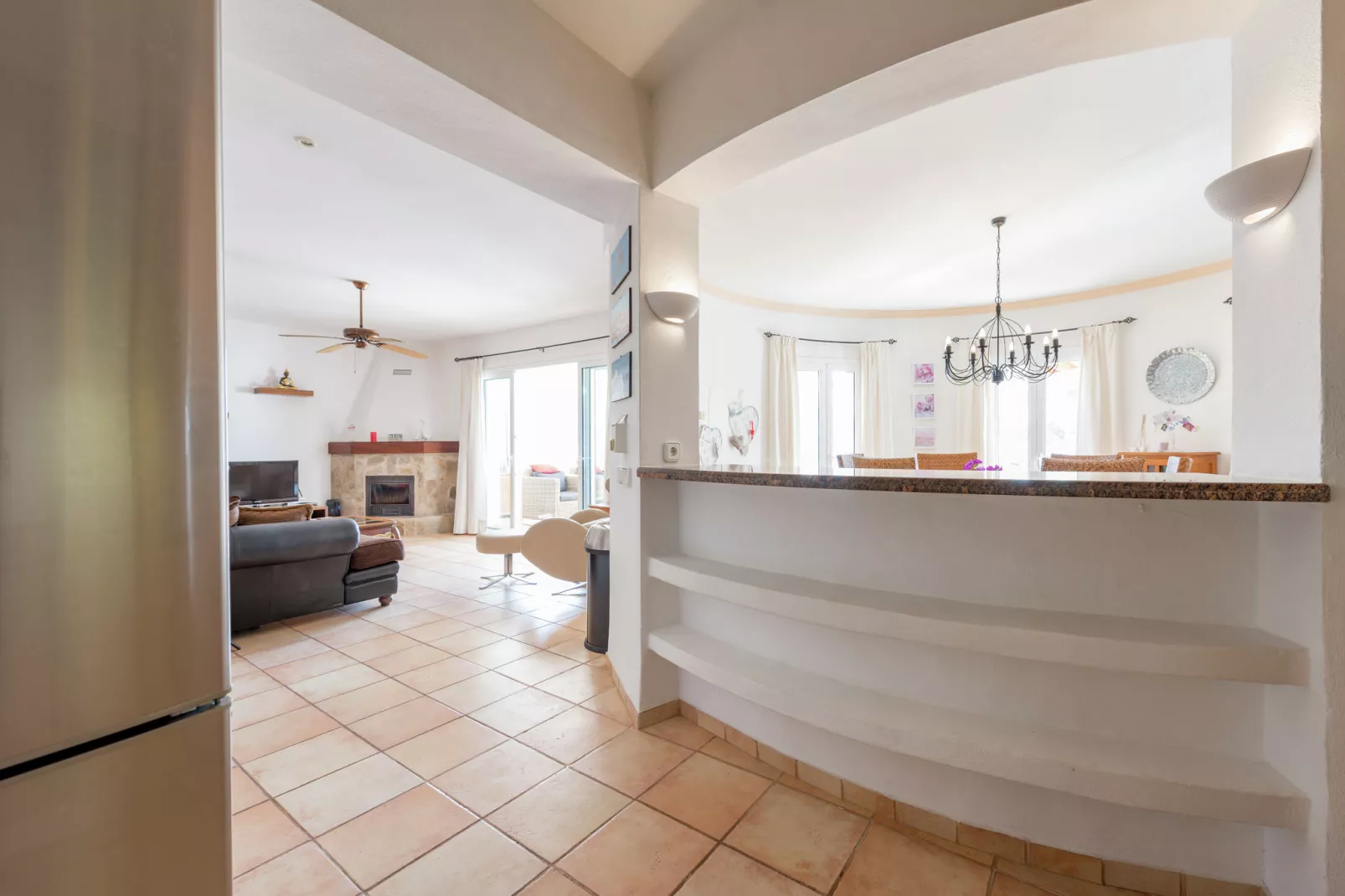 Monte Perdido-Kitchen