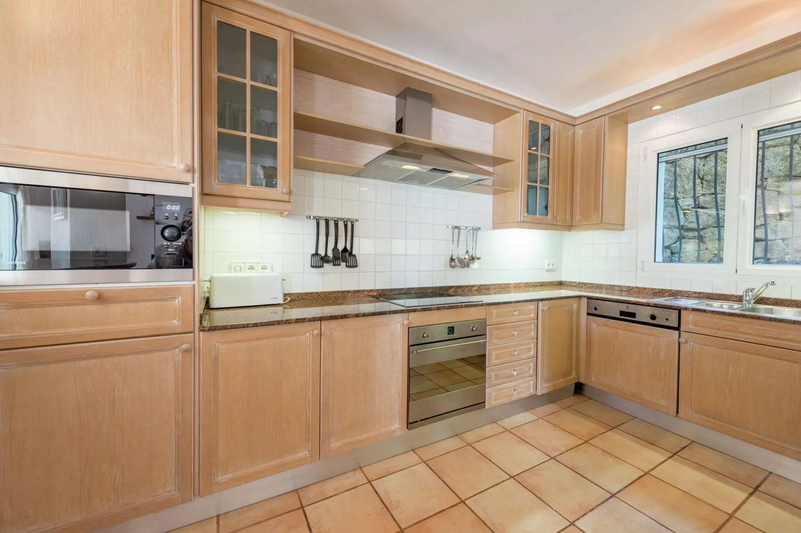 Monte Perdido-Kitchen