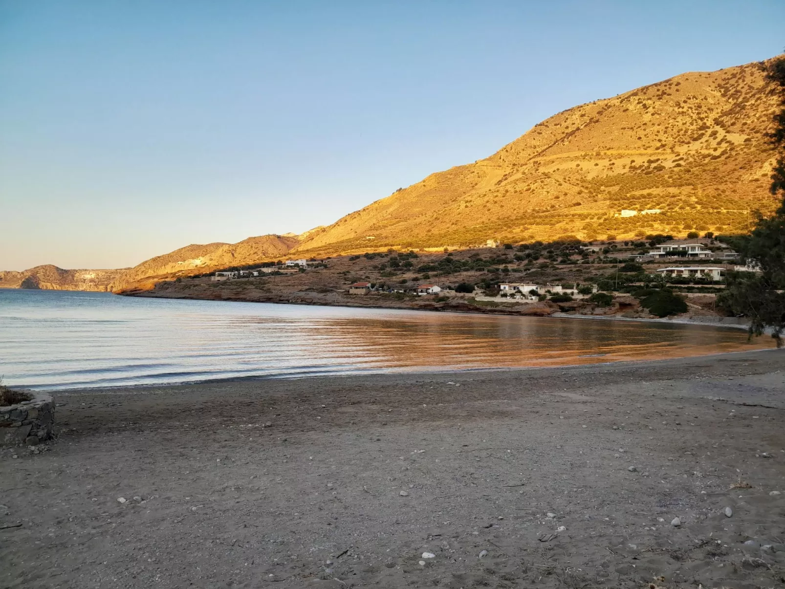 Villa mit Grillplatz und privatem beheiztem Pool-Dehors