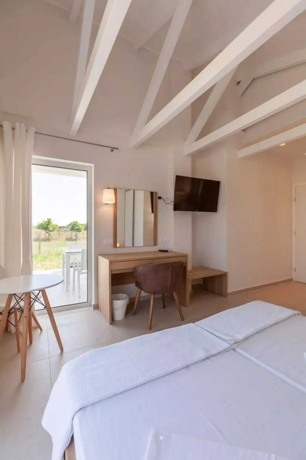 White Villas BV-Inside