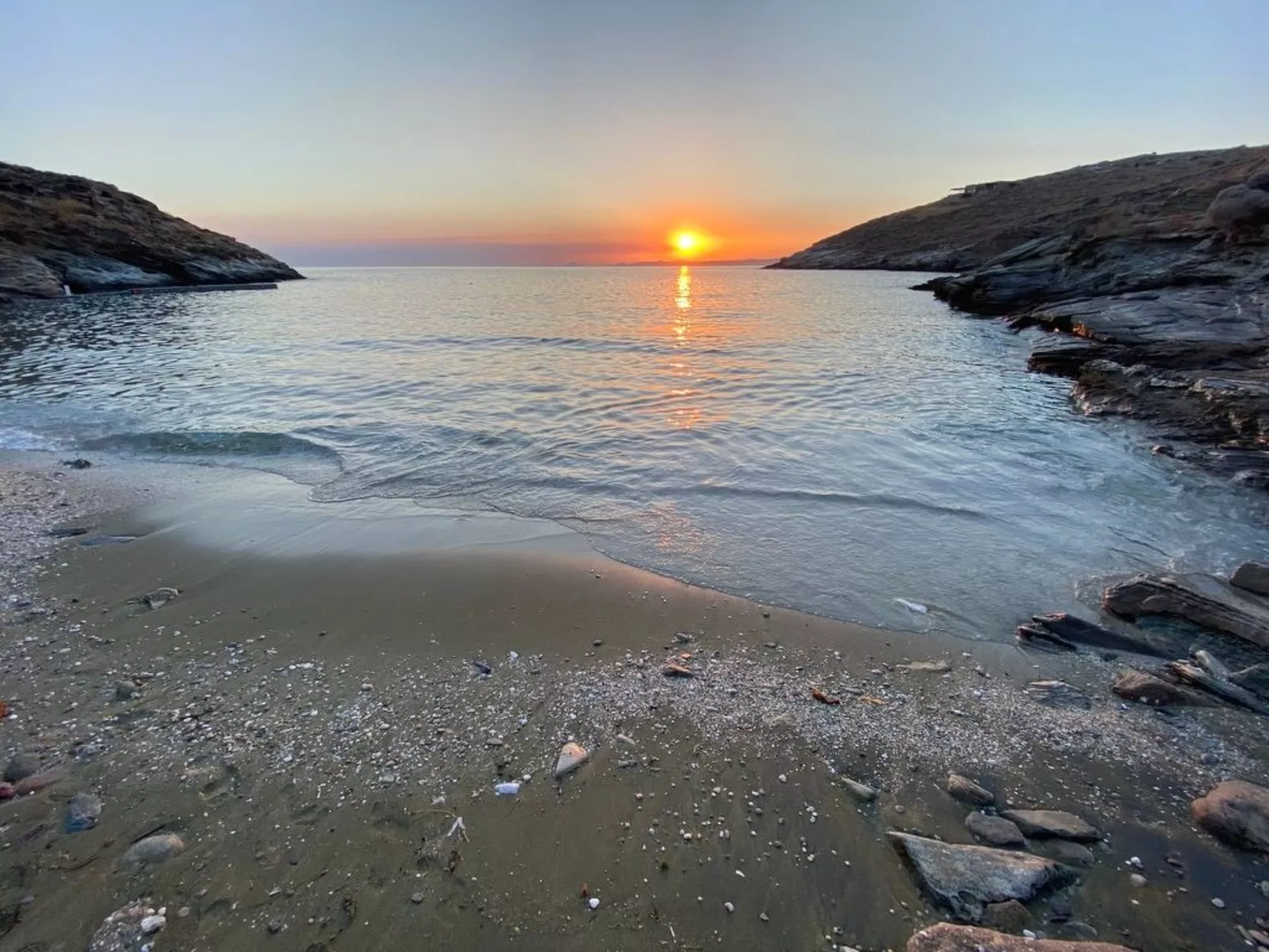 Ruhig gelegene Wohnung mit Meerblick an einem abgelegenen Strand-Dehors