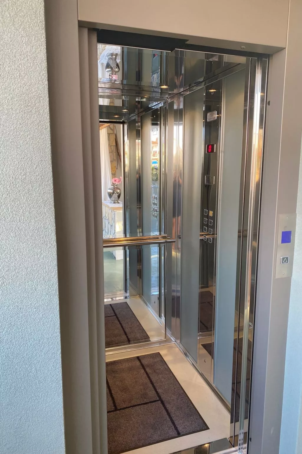 Studio-Appartement mit Balkon-Dedans