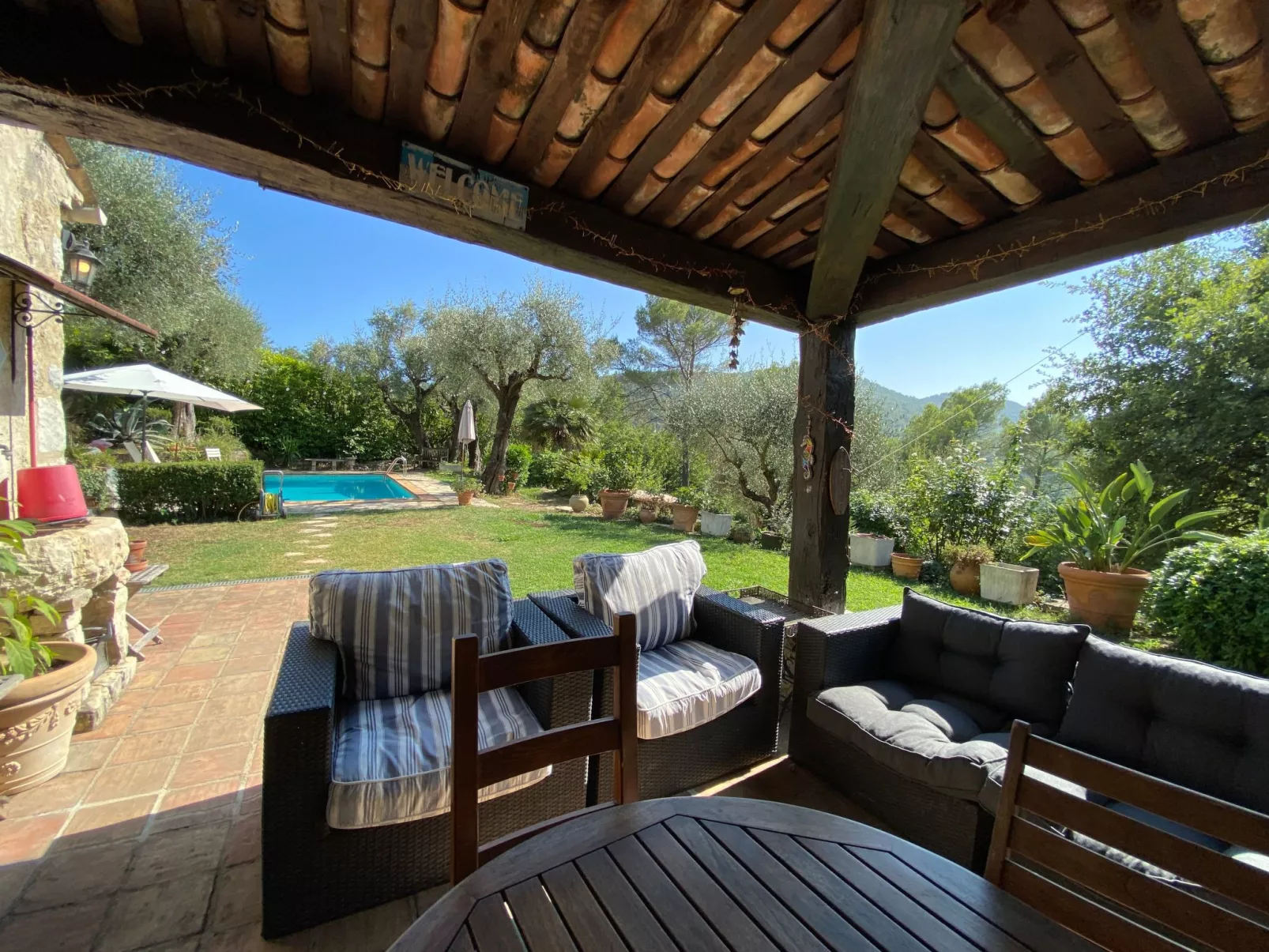 Villa La Paisana - Haustierfreundliches, privates Familienhaus mit Schwimmbad u-Drinnen