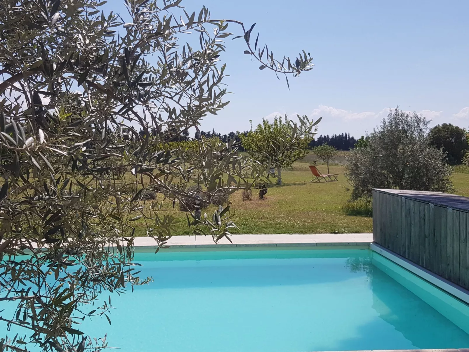 Charmantes Bauernhaus in der Provence-Outside