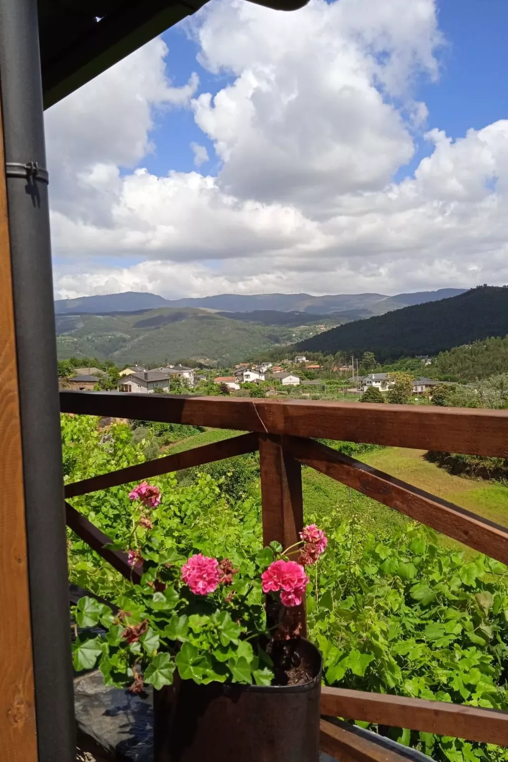 Eine Zuflucht in den Bergen-Dehors