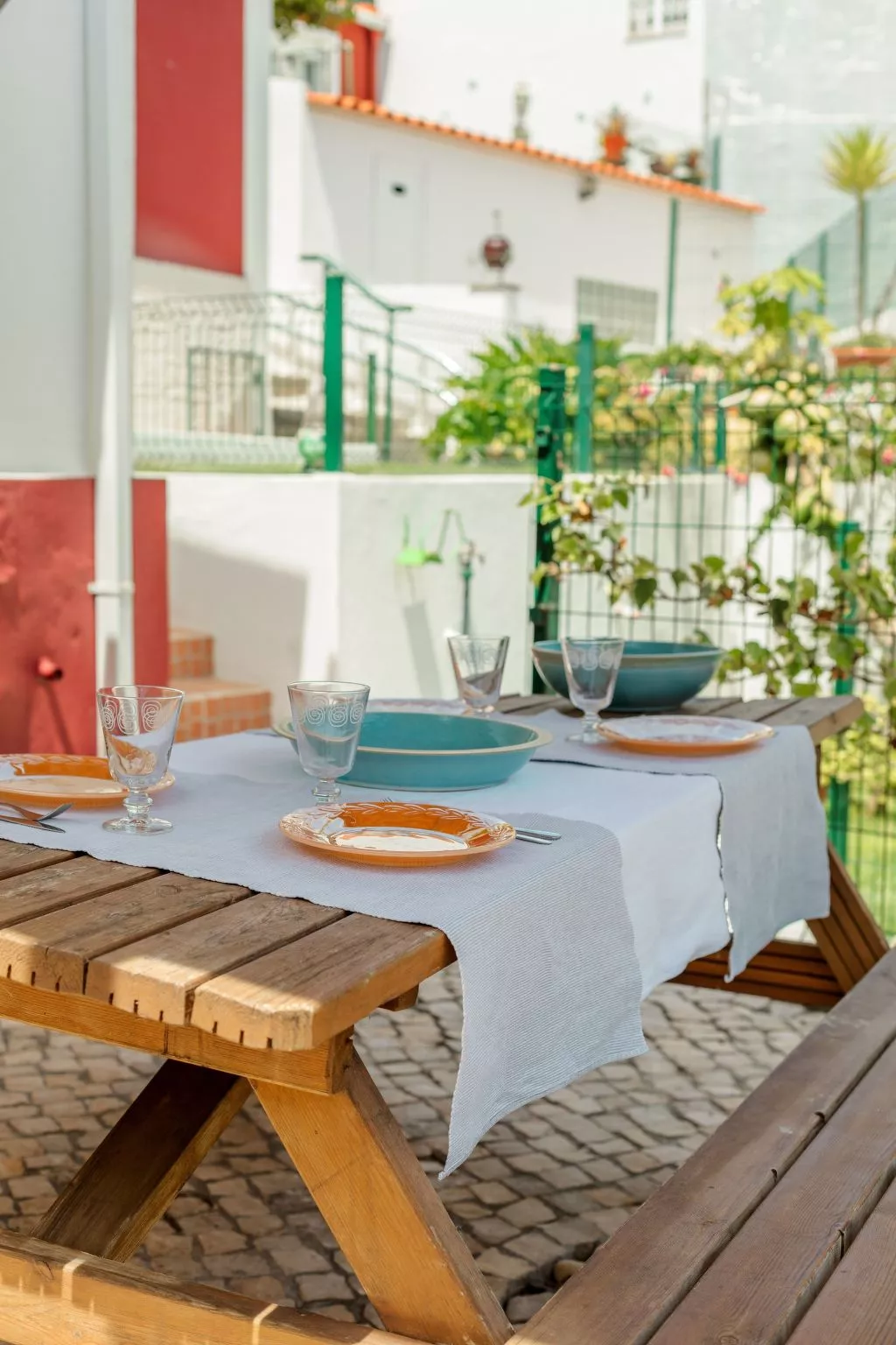 Nette Wohnung mit Kleinem gemeinsamem Pool - Outside