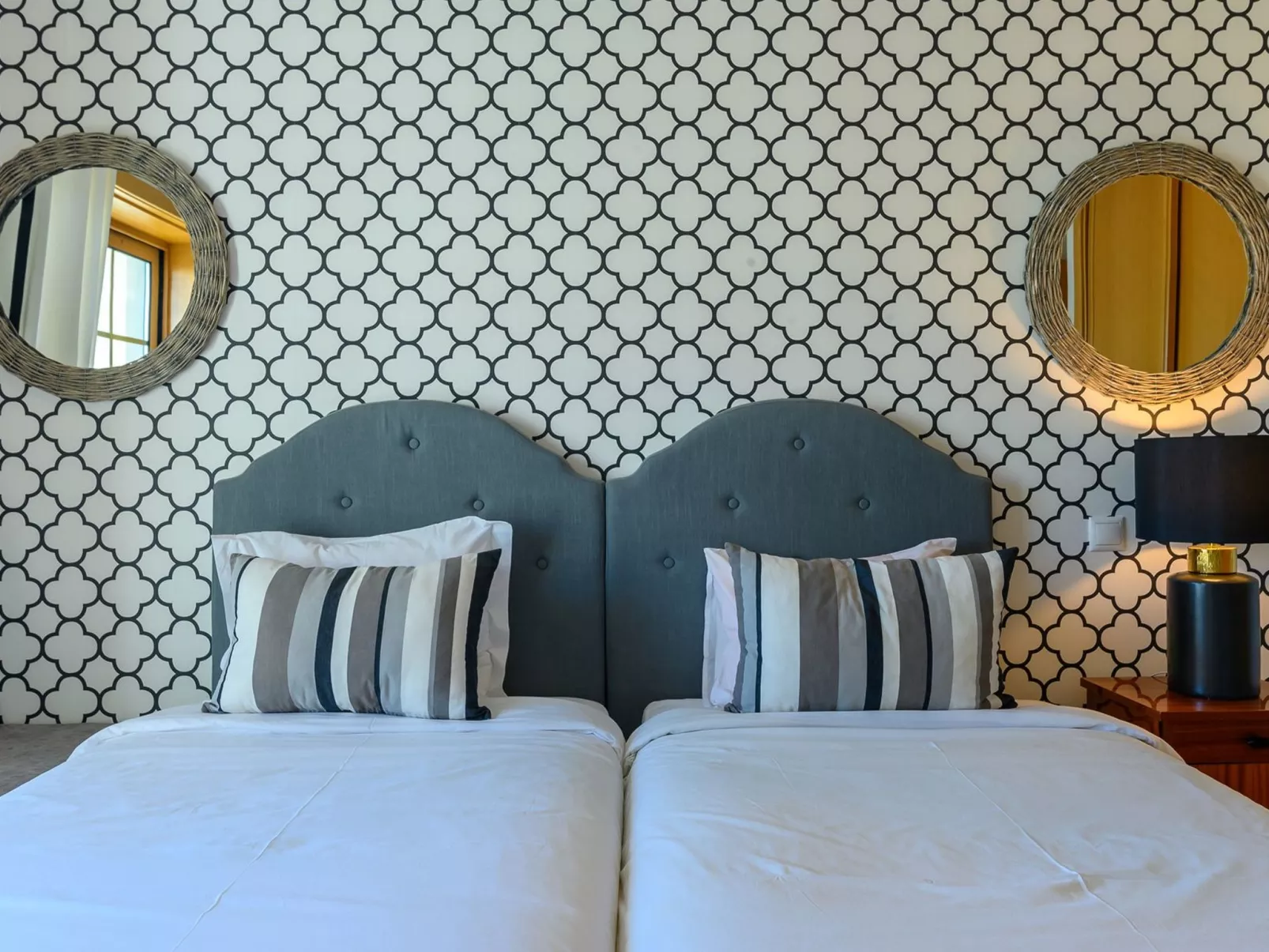 Carcavelos Strand-Inside