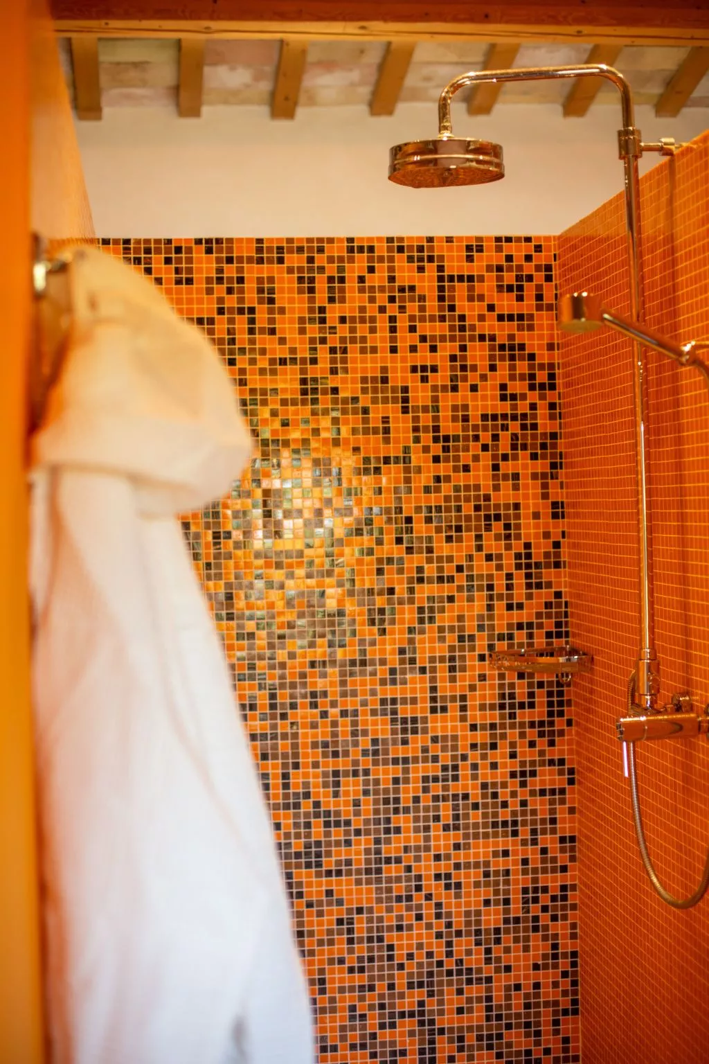 Villa Gelso mit Pool, Sauna und atemberaubender Aussicht-Inside