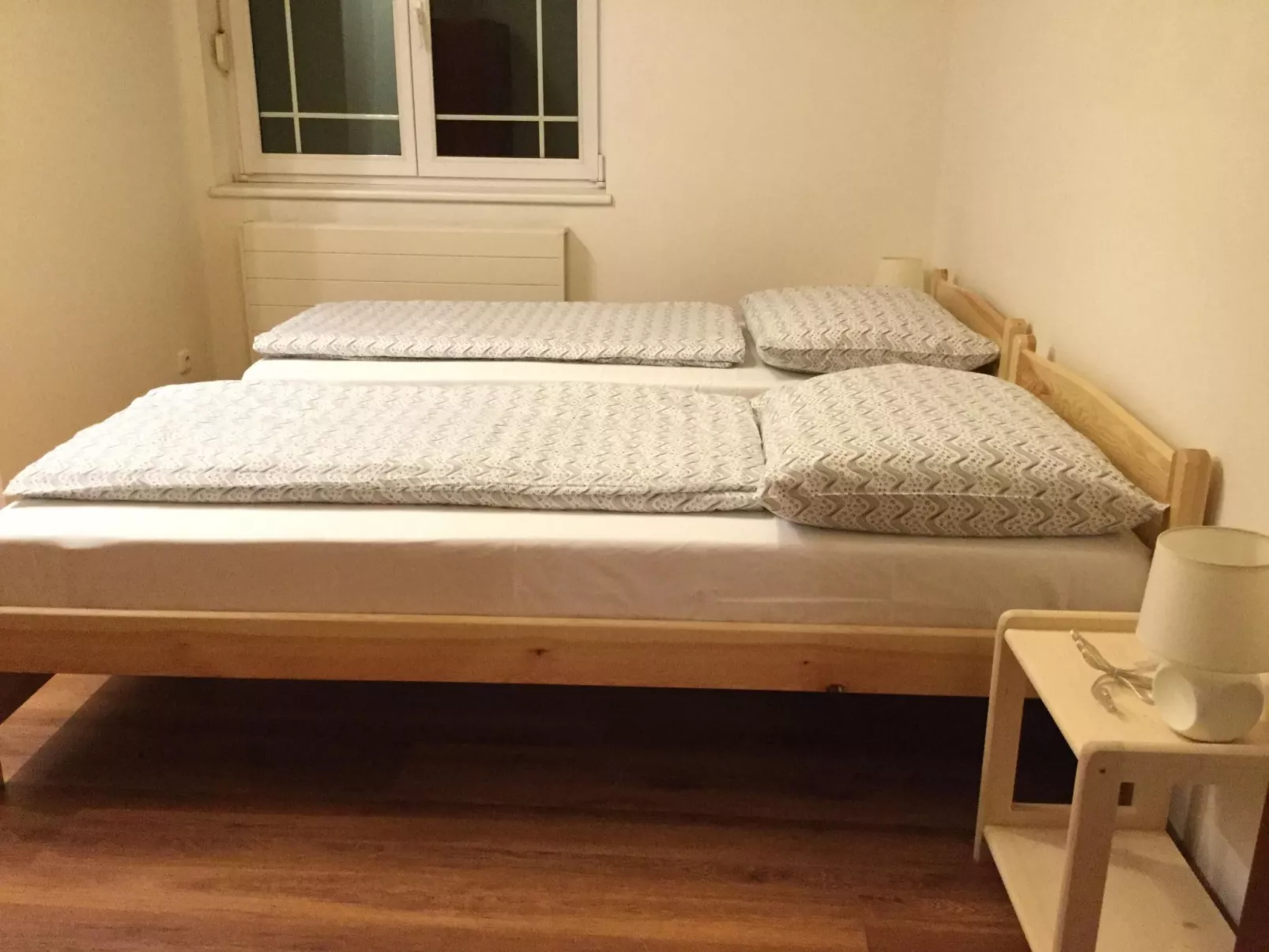 Mit Privatpool für 11 Personen + 1 Kind ca. 500 m&sup2;in Pardubitz, Böhmen (Os-Drinnen