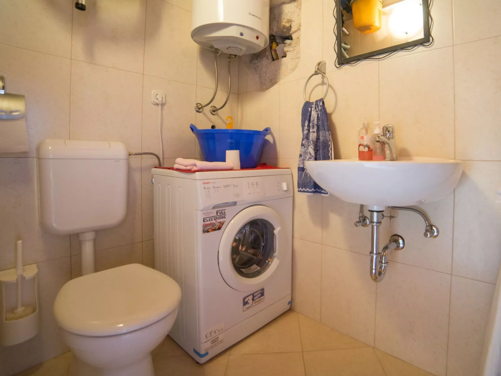 Mit Blick auf das Wasser-Image-tags.info