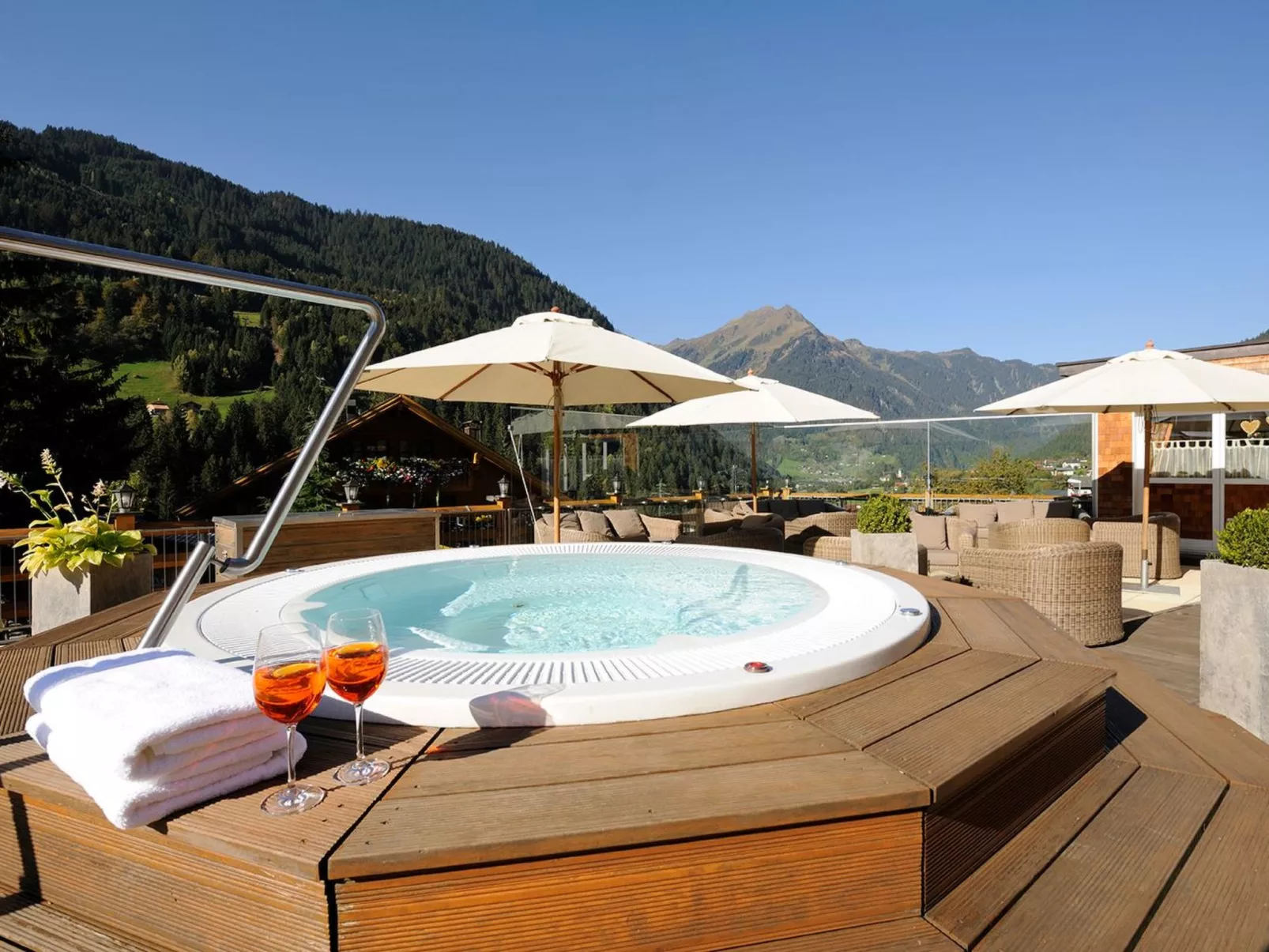 Ruhige Wohnung in Sankt Gallenkirch mit Garten-Outside