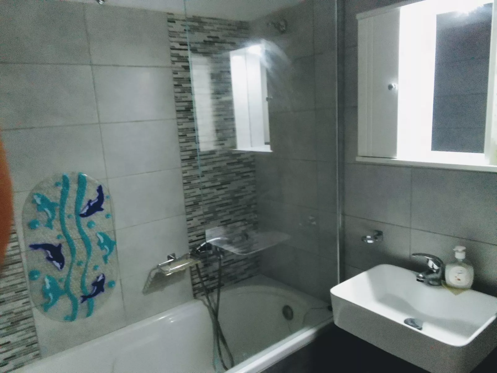 Charmantes Ferienhaus in Ia mit Privater Terrasse-Inside