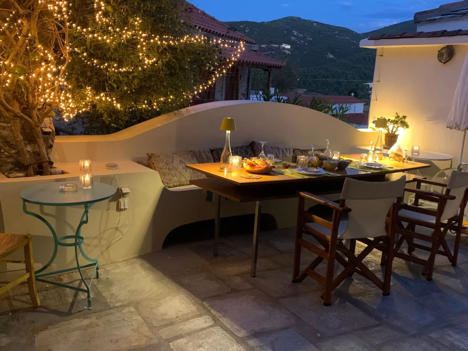 "Kyria Florenz"-Draußen