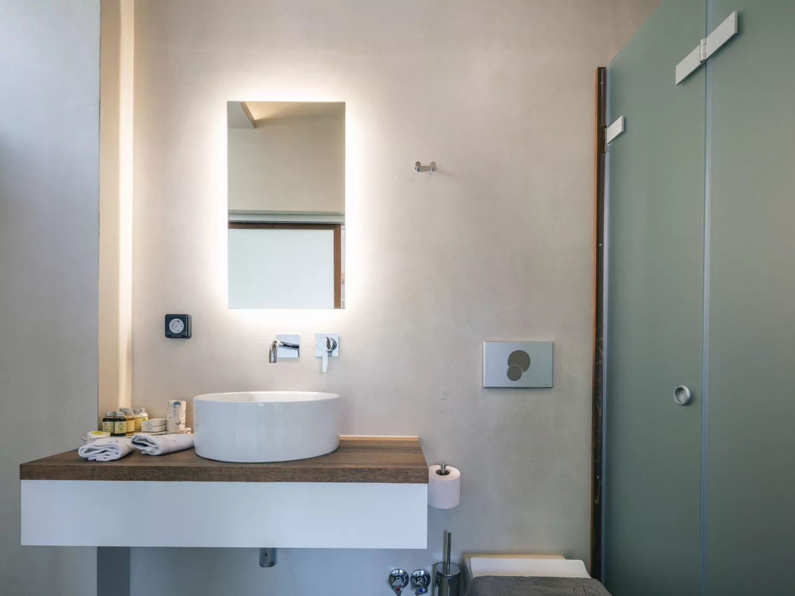 Neu gebaute Villa mit privatem Pool und Grillplatz-Inside