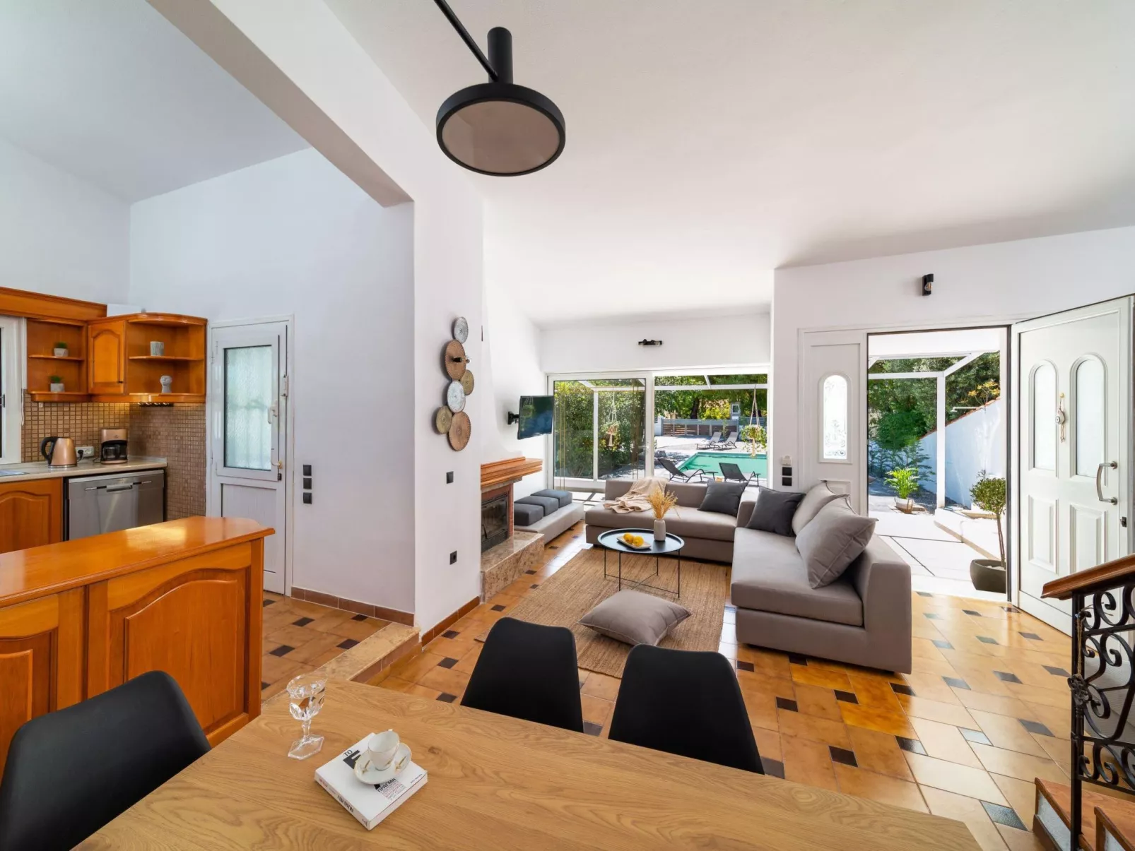 Ixian Bliss Pool Villa-Dedans