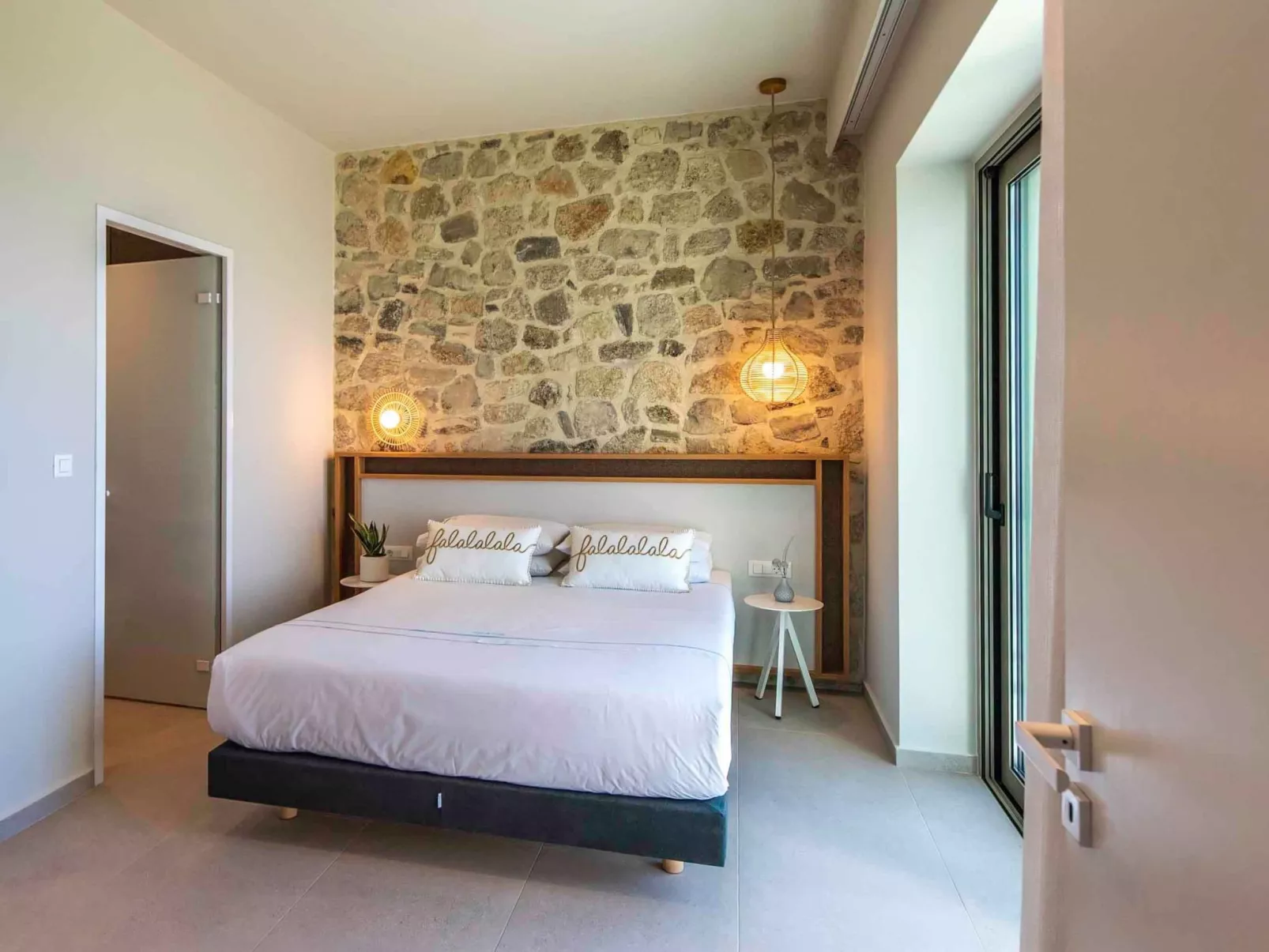 Villa Mare I ''Free'' Beheizter Pool, Unendlich blau-Drinnen