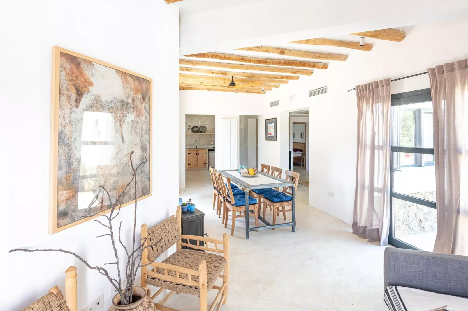 Casa Cigüeña-Dining room