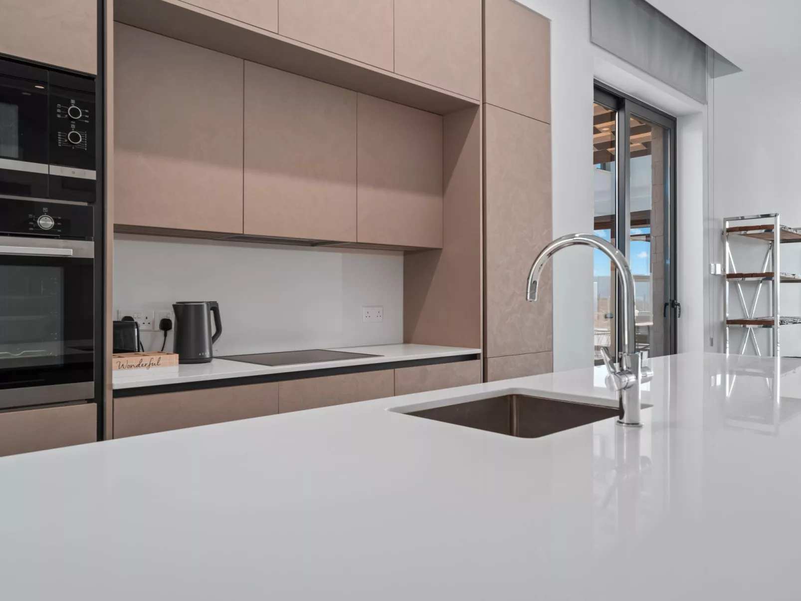 Periyiali Resort - Front Line Villa Chronos - 8-Inside