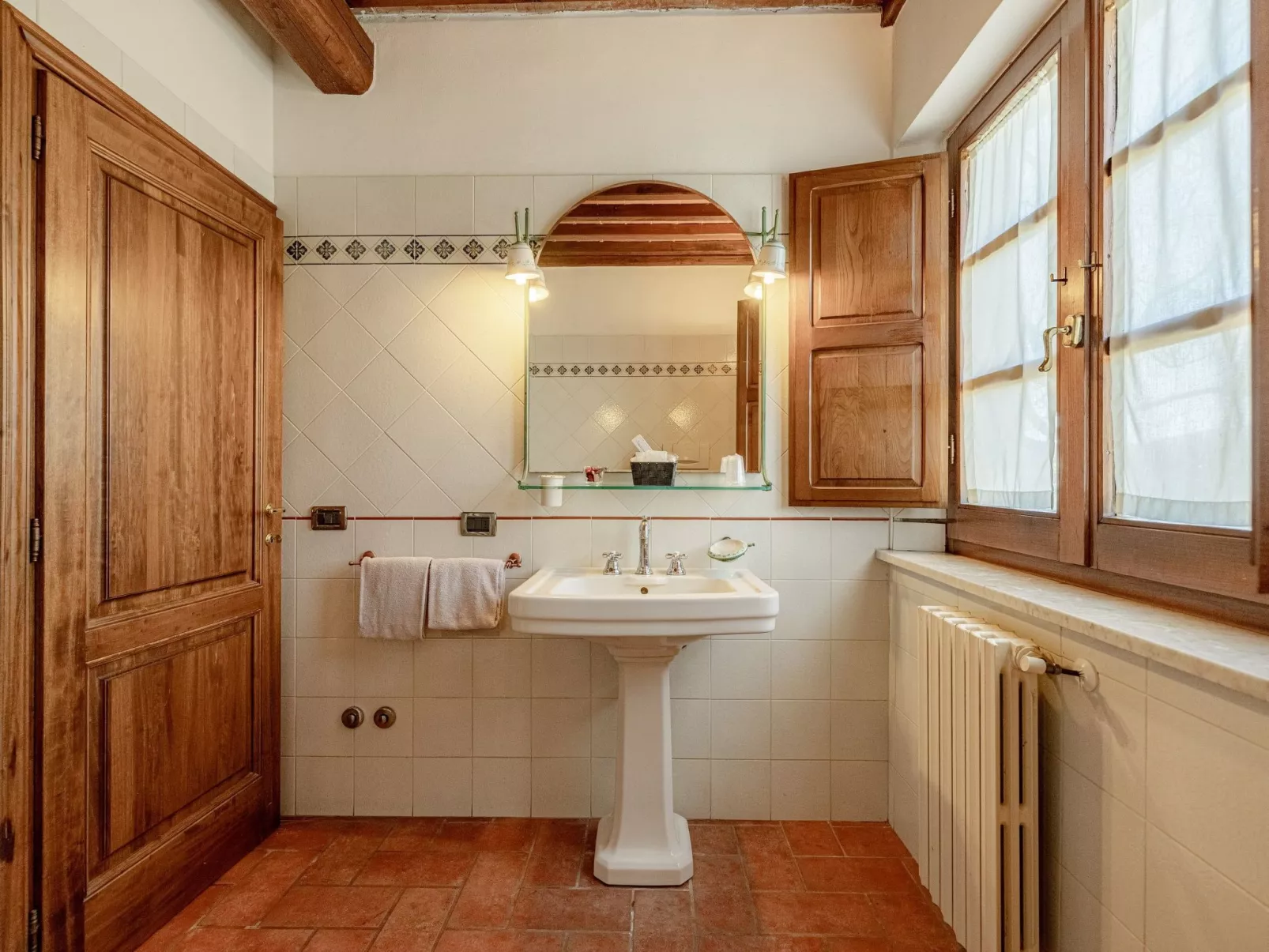 Wohnung "Cascina Sanguineto-Drinnen