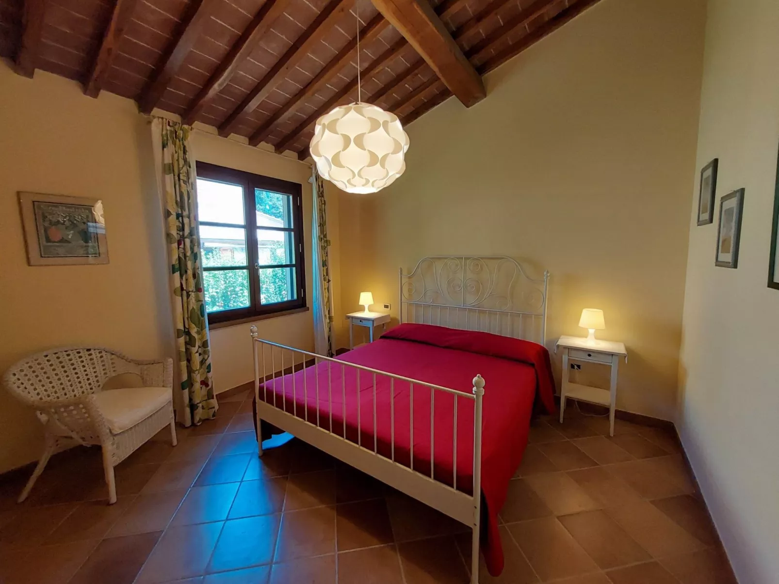 Melo Peperosa' Wohnung mit Terrasse-Drinnen