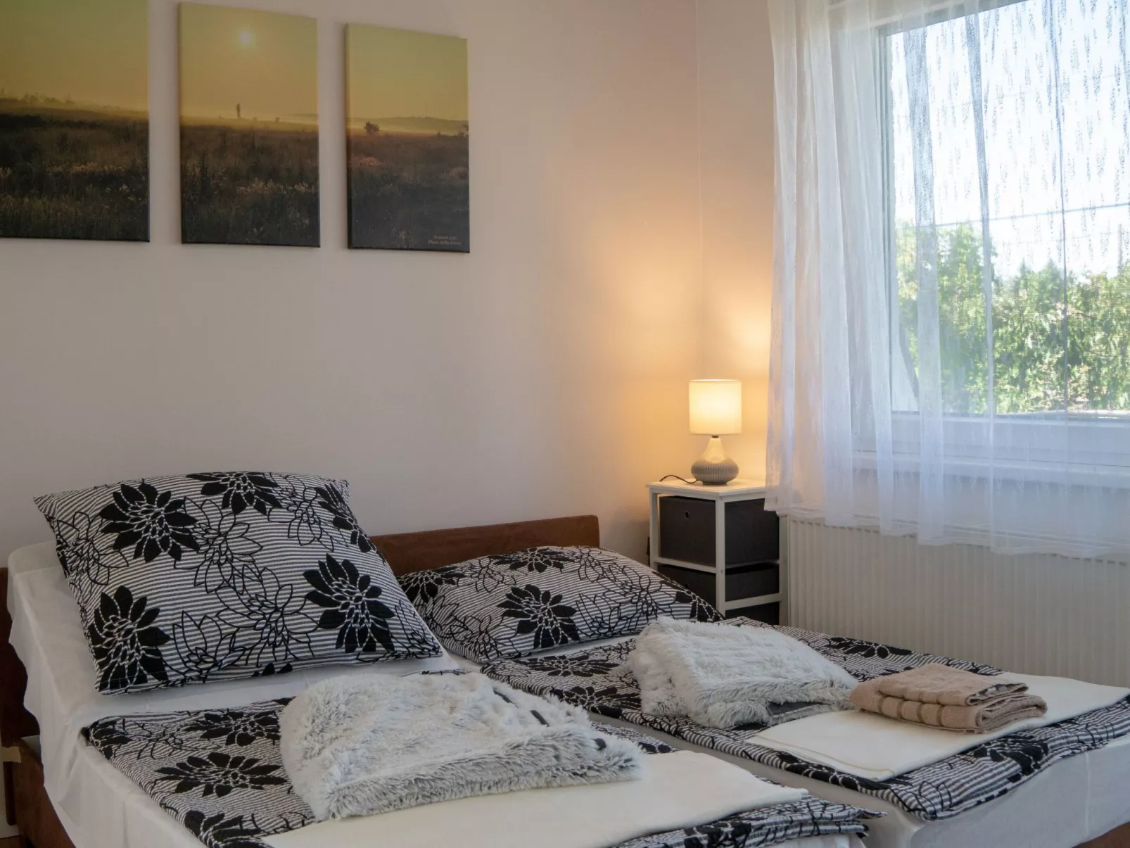 Doppelhaushälfte für sechs Personen mit Garten-Inside